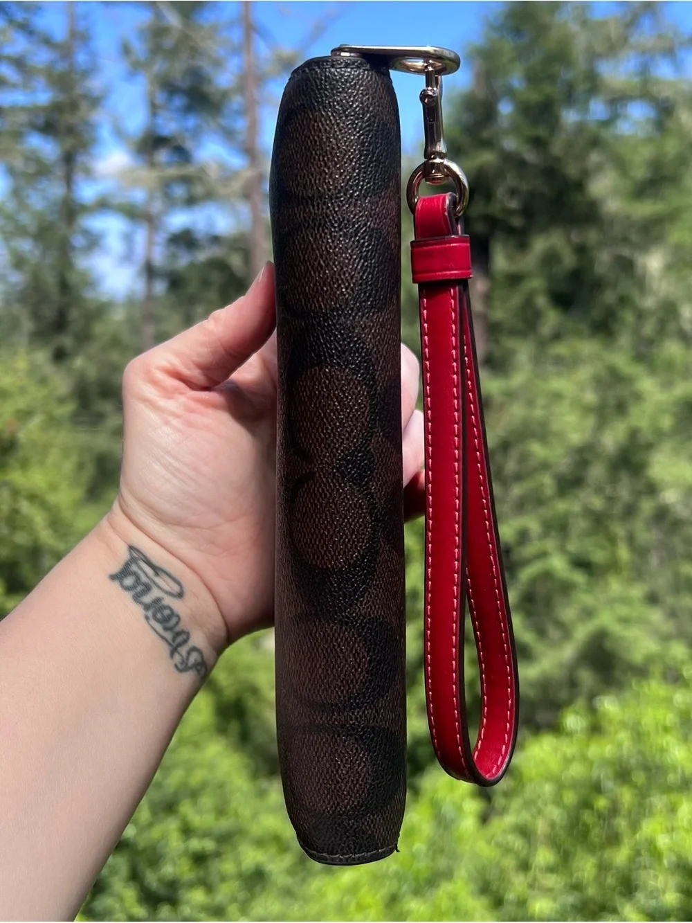 Coach long zip